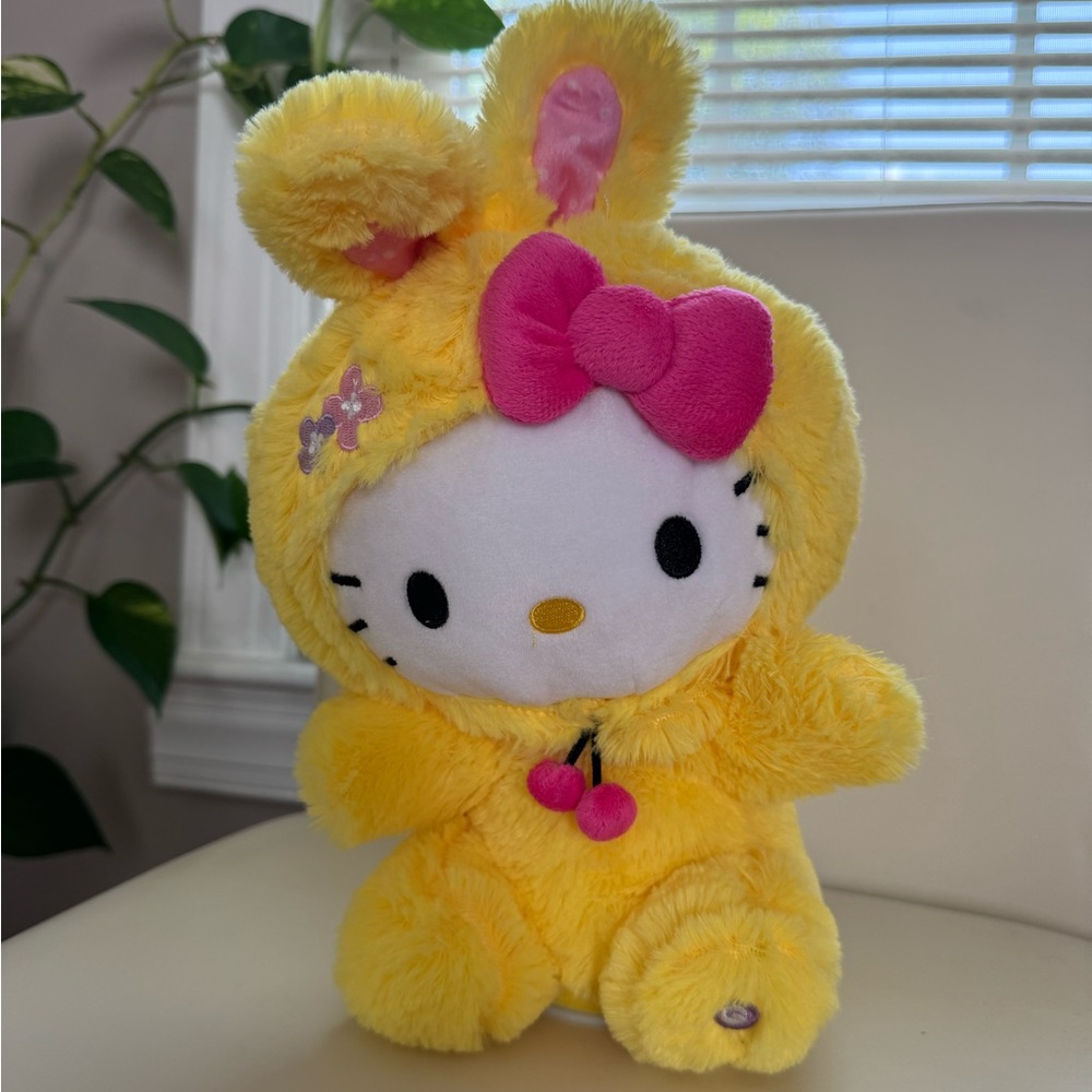 Hello Kitty Musical Animatronic Plush